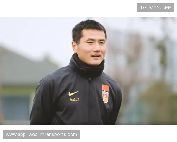 国足主帅指导训练重点讲解，国足主教练是什么级别