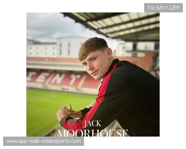 曼联青训新星展现潜力，热刺成为最强挑战